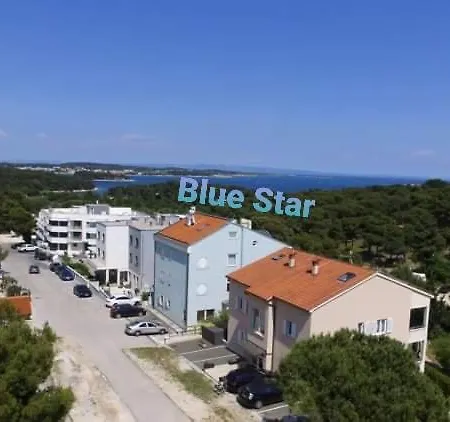 Blue Star Apartment Premantura Exterior photo
